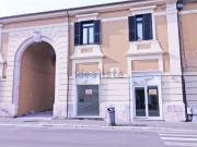 Locale in affitto di 80 m² in Via Napoli, 11