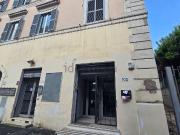 Locale in affitto di 85 m² in Via Aurelia, 103