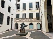 Locale in affitto di 90 m²