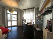 Locale in affitto di 90 m² in Via Novalesa, 25