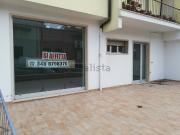 Locale in affitto di 95 m² in Via Adolfo de Carolis, 2