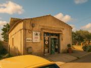 Locale in vendita di 100 m²