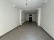 Locale in vendita di 100 m²