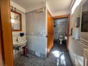Locale in vendita di 100 m² in Via Achille Grandi