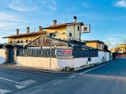 Locale in vendita di 100 m² in Via Angelo Ampezzan