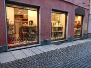 Locale in vendita di 100 m² in Via Giancarlo Aliberti, 31