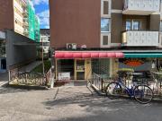 Locale in vendita di 100 m² in Via Milano, 154