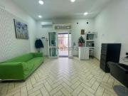 Locale in vendita di 100 m² in Via Provinciale...