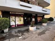 Locale in vendita di 101 m² in Via Bronzino, 40