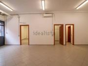 Locale in vendita di 90 m² in Via Carlo Balestrini, 13