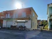 Locale in vendita di 102 m² in Via Ponte Maleo, 11