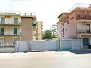 Locale in vendita di 104 m² in Via Federico Confalonieri