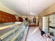 Locale in vendita di 105 m² in Piazza Giuseppe Giusti