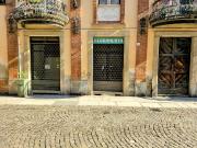 Locale in vendita di 107 m² in Via Vochieri, 59