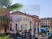 Locale in vendita di 110 m² in Via Cavour