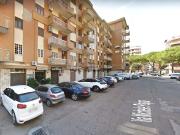 Locale in vendita di 110 m² in Via papa