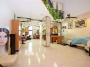 Locale in vendita di 110 m² in Via Pietro Mascagni, 12