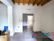 Locale in vendita di 110 m² in Via Sampolo, 422