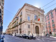 Locale in vendita di 114 m² in Via Sant&apos Anna dei...