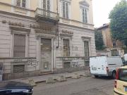 Locale in vendita di 1150 m² in Via Vanchiglia, 27