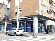 Locale in vendita di 115 m² in Via Fratelli Zoia, 220