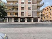 Locale in vendita di 117 m² in Via Stanis Manca, 6