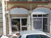 Locale in vendita di 120 m² in Via Partenio, 36