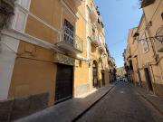 Locale in vendita di 120 m² in Via Piscopia, 58