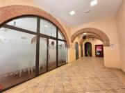 Locale in vendita di 120 m² in Via San Pietro