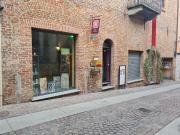 Locale in vendita di 120 m² in Via Visca, 4