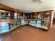 Locale in vendita di 121 m² in Piazza Fraiteve, 2