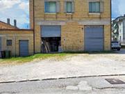 Locale in vendita di 122 m² in Via Campo Sportivo