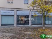 Locale in vendita di 125 m² in Via Privata Maria Melato, 8