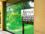 Locale in vendita di 125 m² in Via Ugo da Carpi