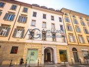 Locale in vendita di 125 m² in Via Zambonate