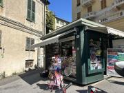 Locale in vendita di 12 m² in Via Inferiore Briscata, 6