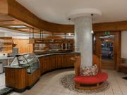 Locale in vendita di 130 m² in Piazza Alberto Stringa, 11