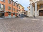 Locale in vendita di 130 m² in Piazza San Vittore, 3