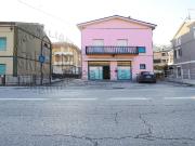 Locale in vendita di 130 m² in Via fratelli rosselli