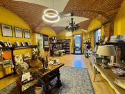 Locale in vendita di 130 m² in Via Guglielmo Marconi, 5