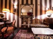 Locale in vendita di 130 m² in Via Pasquale Sottocorno, 19