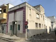 Locale in vendita di 130 m² in Via Raimondello Orsini, 8