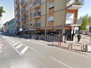 Locale in vendita di 130 m² in Via Leonida Montanari, 7