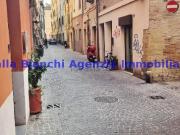 Locale in vendita di 135 m² in Via Castelfidardo