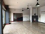 Locale in vendita di 135 m² in Via Giosuè Carducci