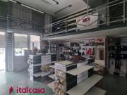 Locale in vendita di 135 m² in Via Imera