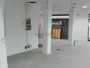 Locale in vendita di 139 m² in Via Fiorentina
