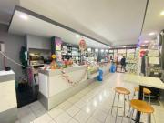 Locale in vendita di 140 m² in Via del Picchio