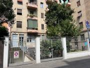 Locale in vendita di 140 m² in Via Gianfranco Zuretti