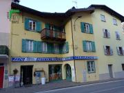 Locale in vendita di 143 m² in Via Trento